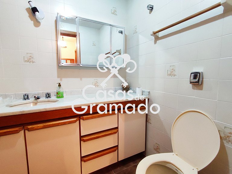 Impeccable 2 Bedroom Apartment in the Center of Gramado