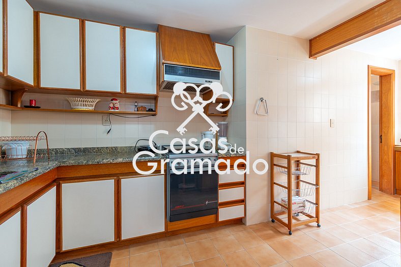 Impeccable 2 Bedroom Apartment in the Center of Gramado