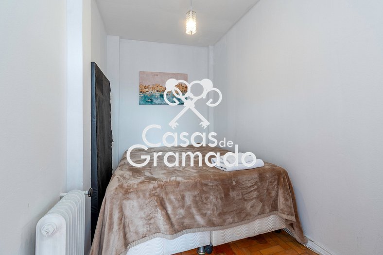 Ótimo Apartamento na Rua Coberta